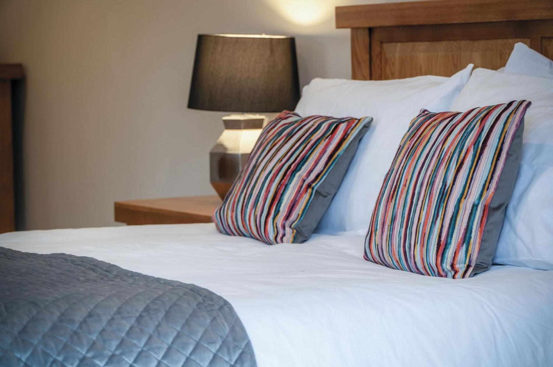 Suite 7 - Sleeping Giant Hotel - Pen Y Cae Inn Brecon Eksteriør bilde