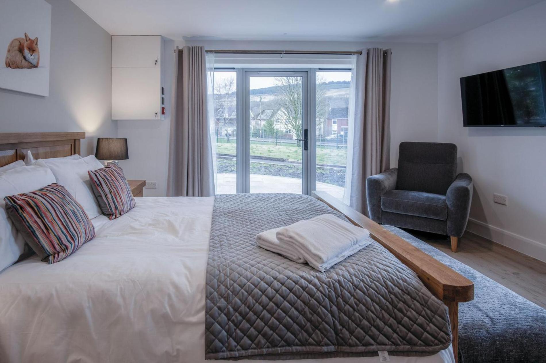 Suite 7 - Sleeping Giant Hotel - Pen Y Cae Inn Brecon Eksteriør bilde